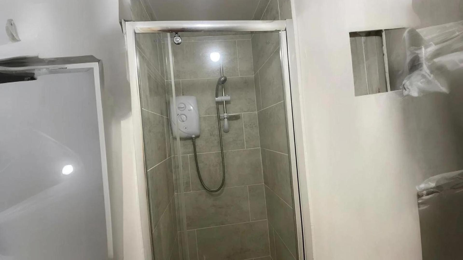 2-Bed Apartment - Sleeps 4 - Street Parking - Wifi Manchester Extérieur photo